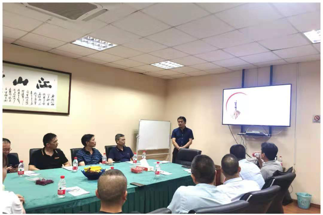 ��չִ������ ���ִ������