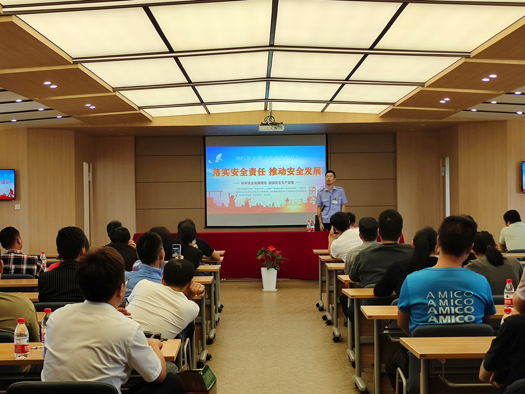 ��ʵ�徲���� �ƶ��徲���� ����AGCLUB�г���չ�����徲��ѵ