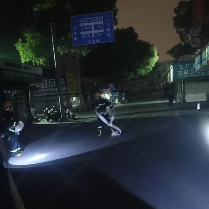 AGCLUB�г���ҹ����ͻ�����������˶�