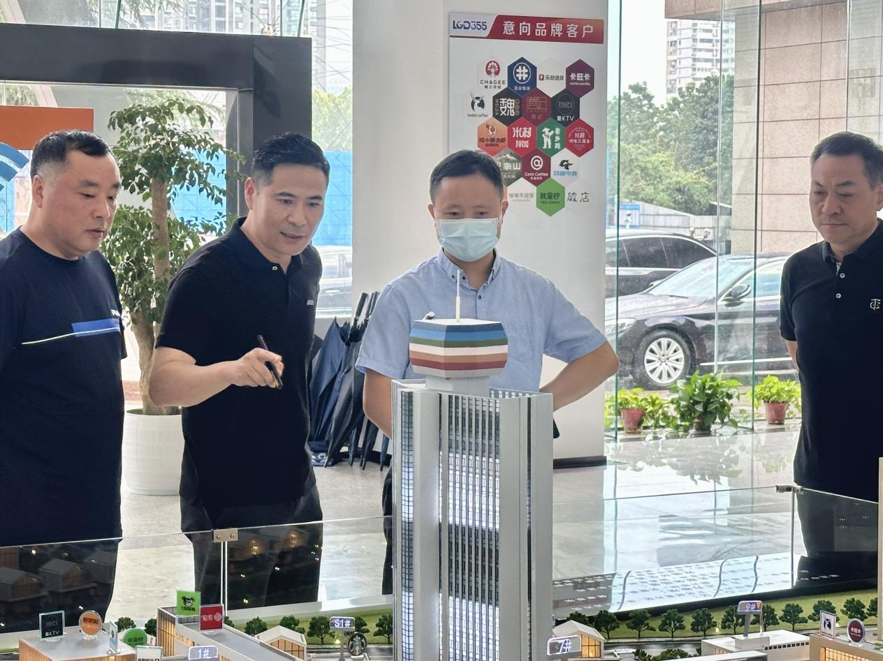 ������ί��ί����������Ѥ��һ��ݰ�ٰ����Ϲ��355��Ŀ����