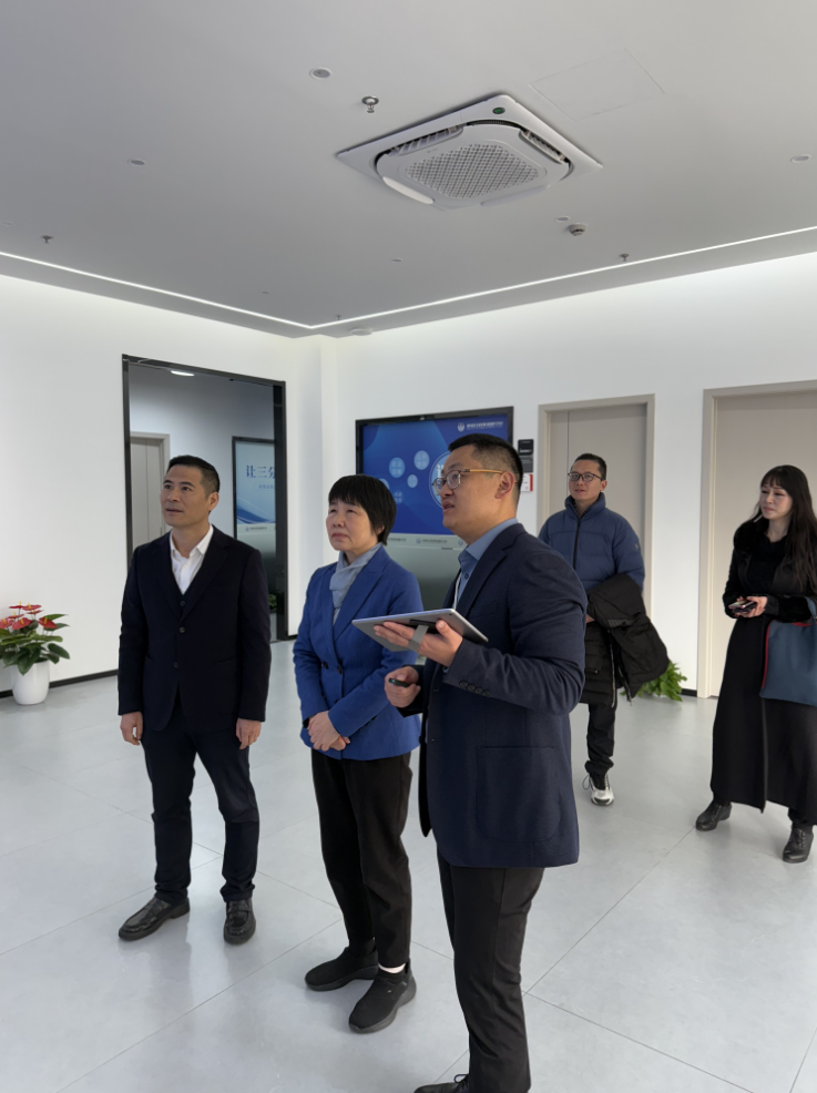 ����Э��ϯ����ٸ����������µ������ĵ���