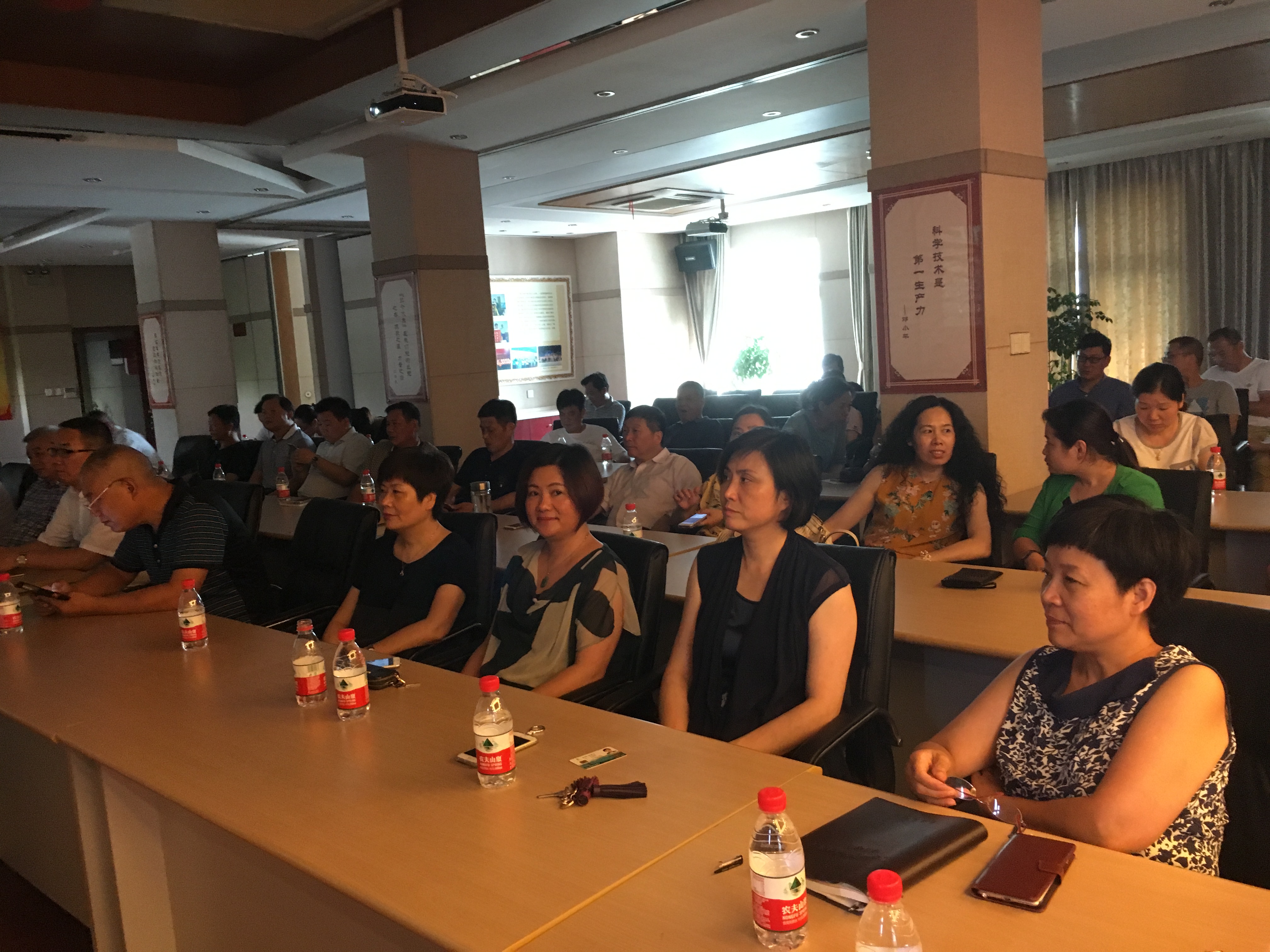 2ƪ-û�й�������û�����й��ۺ�� (1).jpg