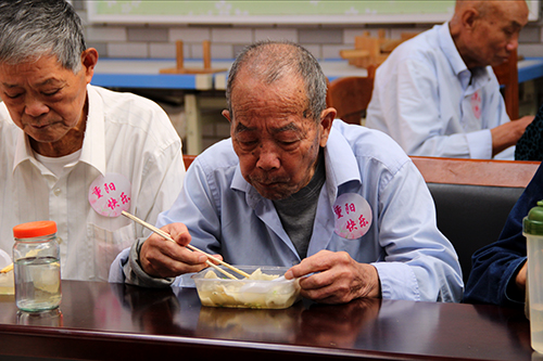 AGCLUB�Ĵ�԰��֧����ί�߷�ο���߹ŵ��������� (6).jpg