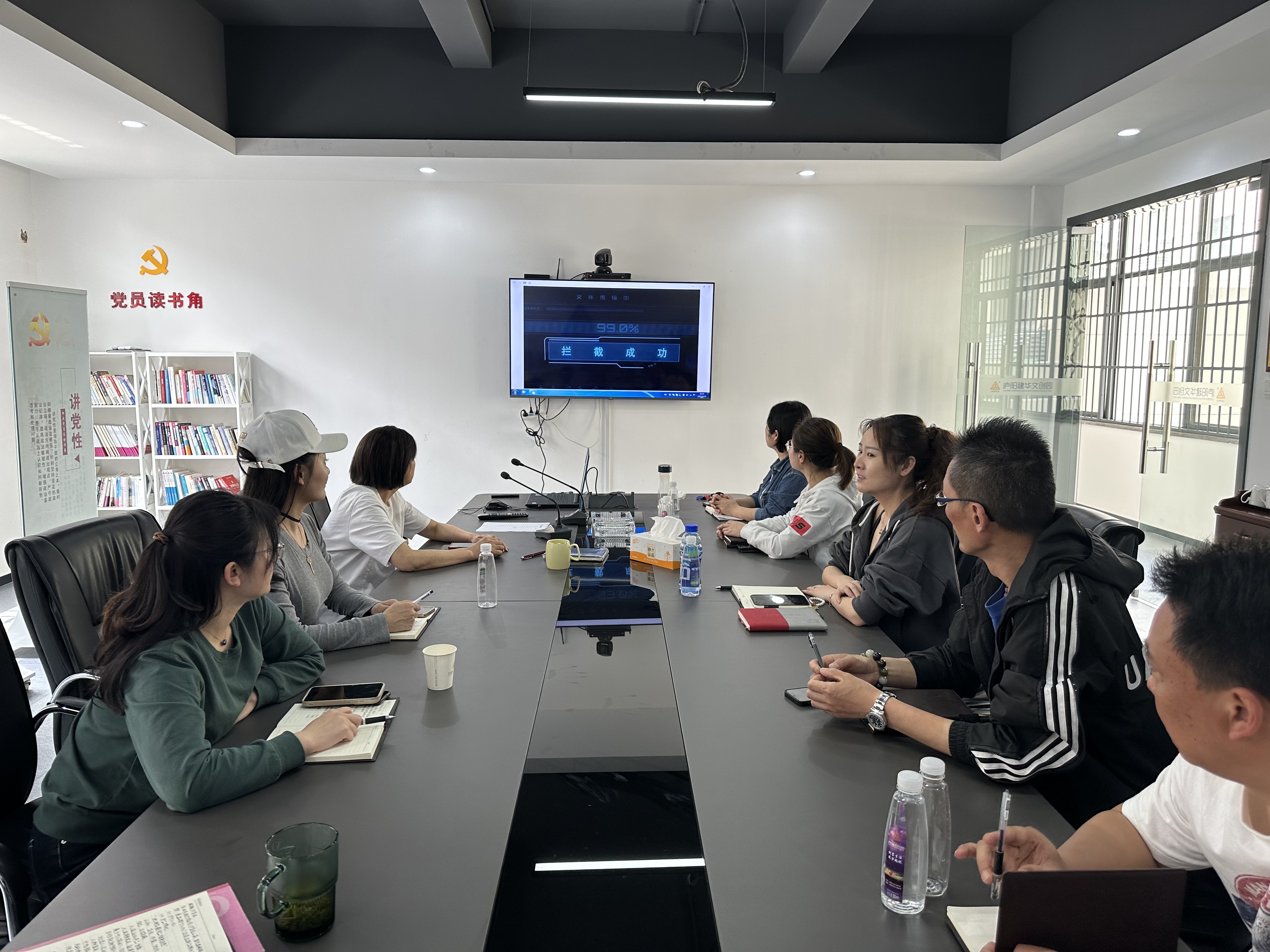 ®��AGCLUB�Ĵ�԰��֯��չ�徲���������˶�