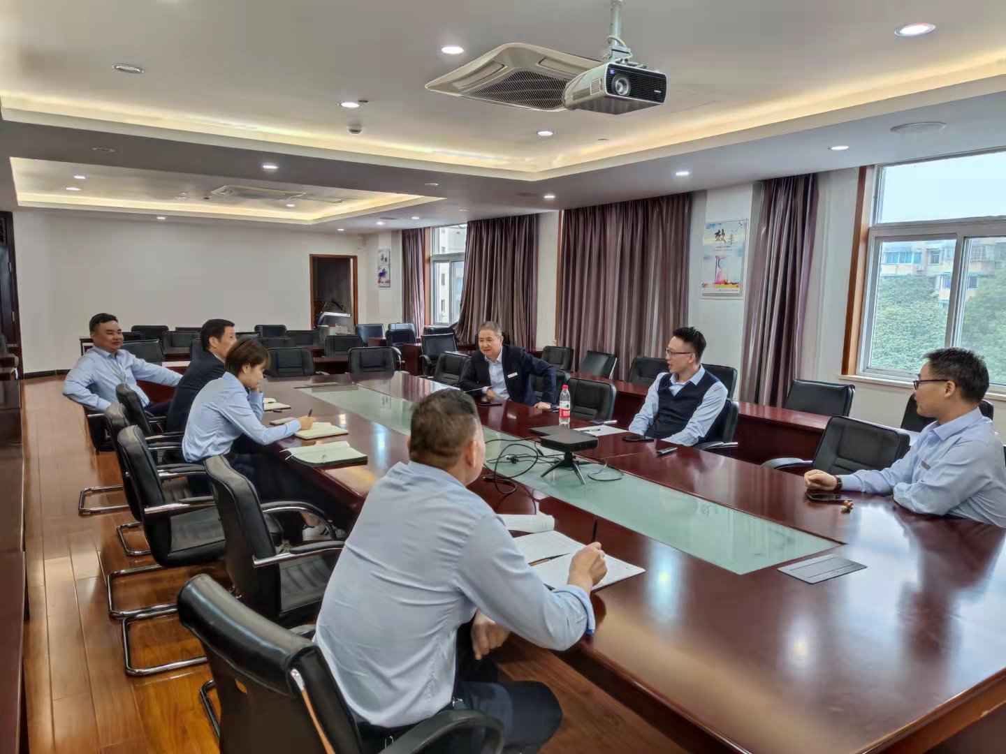 Ǯ���̳��ٿ� ���Ľ������˶��ᷢ����