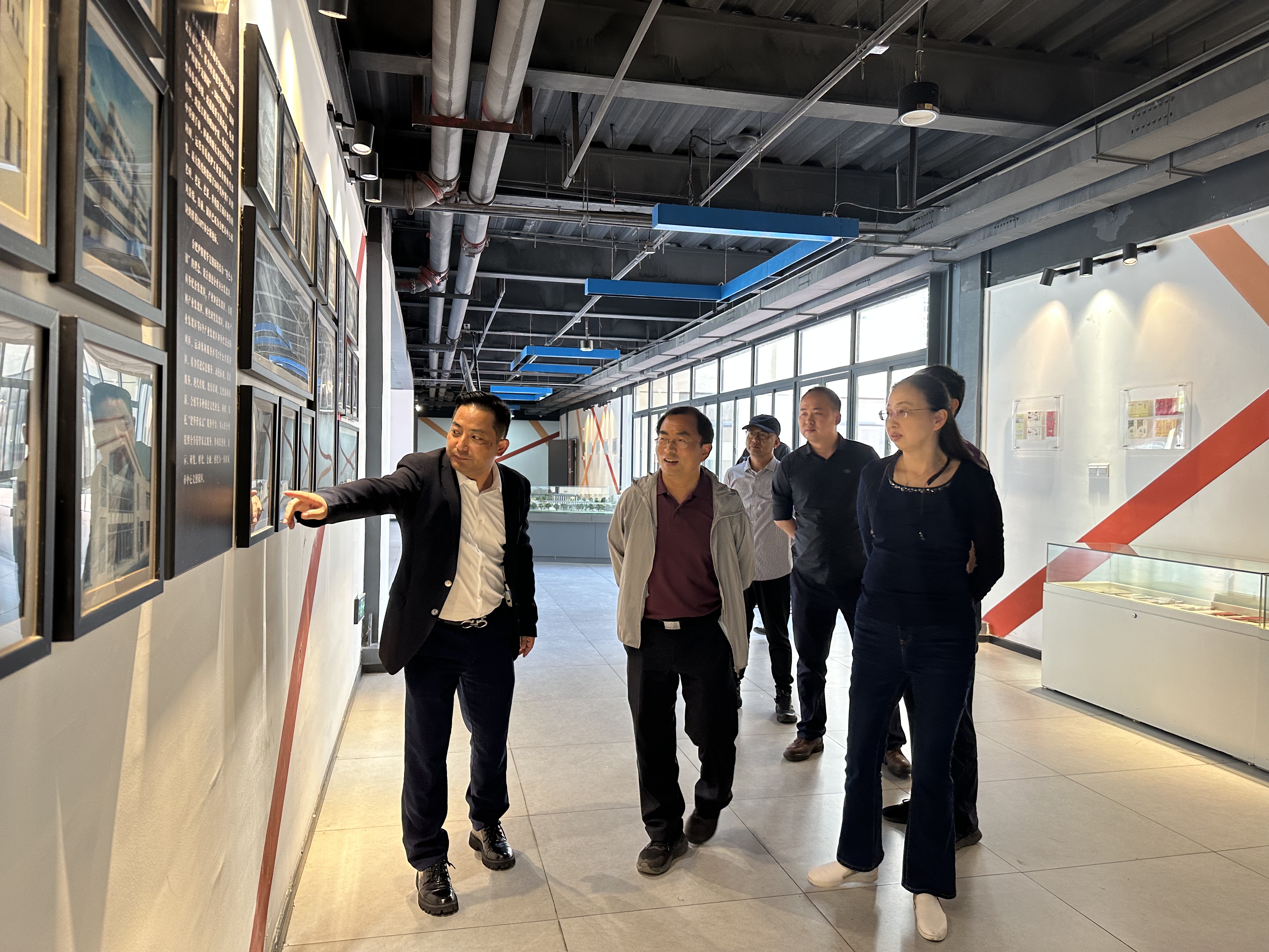 �������ϳ�����Э����ϯ����ݰ��®���Ĵ�԰����