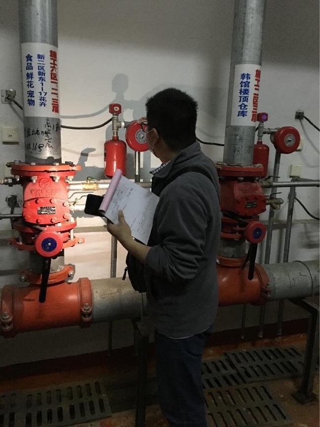 ��ؽֵ���һ�����߷�Ǯ���̳ǿ�չ�����徲���