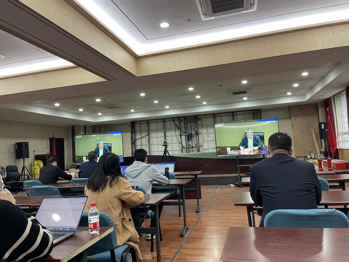 AGCLUB������뷴¢�ϺϹ�����ѵ��